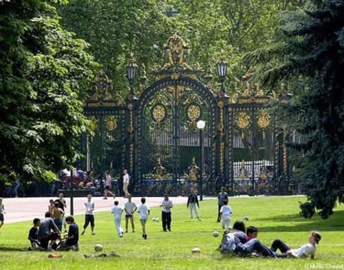 Belges Leilighet Lyon Eksteriør bilde